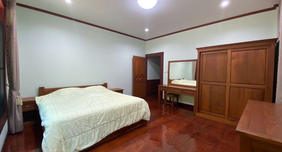 For rent 4 bedrooms house in San Sai, Chiang Mai