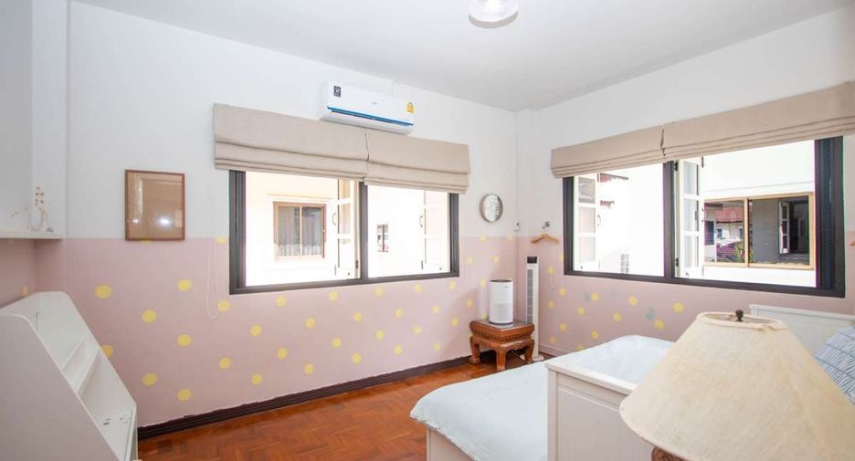 For rent 3 bedrooms house in San Sai, Chiang Mai