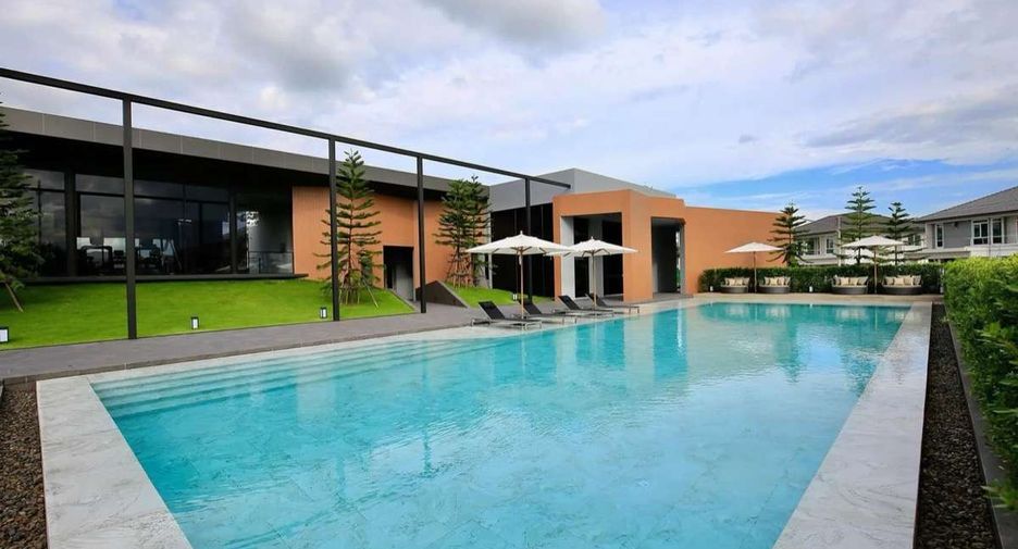 For rent 5 bedrooms house in San Sai, Chiang Mai