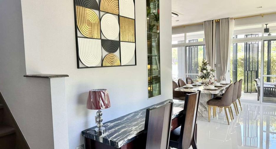 For rent 5 bedrooms house in San Sai, Chiang Mai