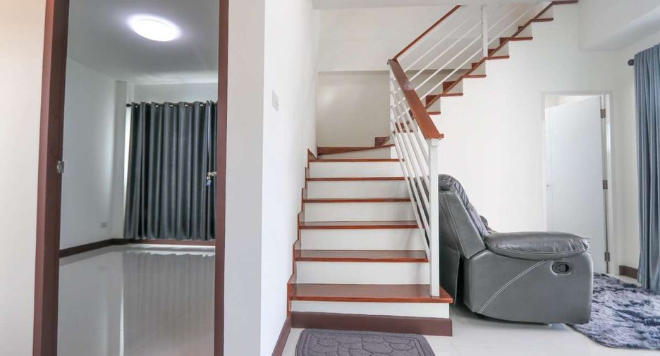 For rent 3 bedrooms house in San Sai, Chiang Mai