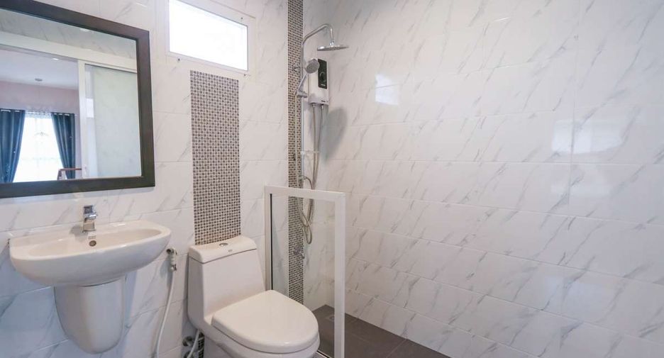 For rent 5 bedrooms house in San Sai, Chiang Mai