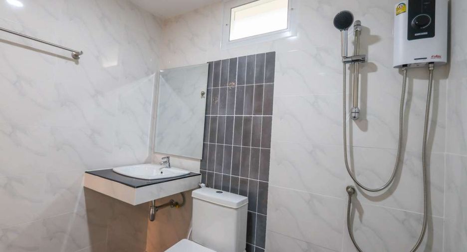 For rent 5 bedrooms house in San Sai, Chiang Mai