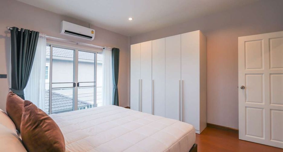 For rent 5 bedrooms house in San Sai, Chiang Mai