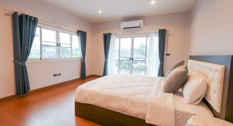 For rent 5 bedrooms house in San Sai, Chiang Mai