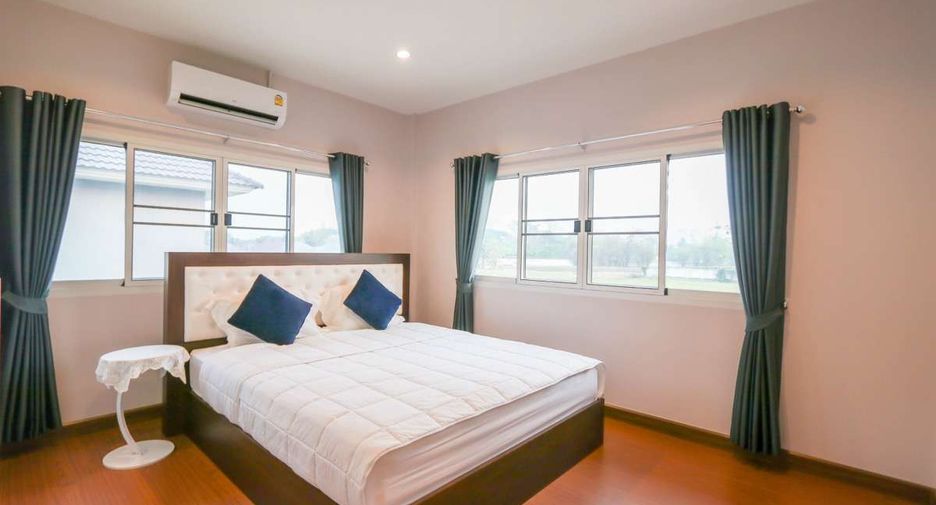 For rent 5 bedrooms house in San Sai, Chiang Mai