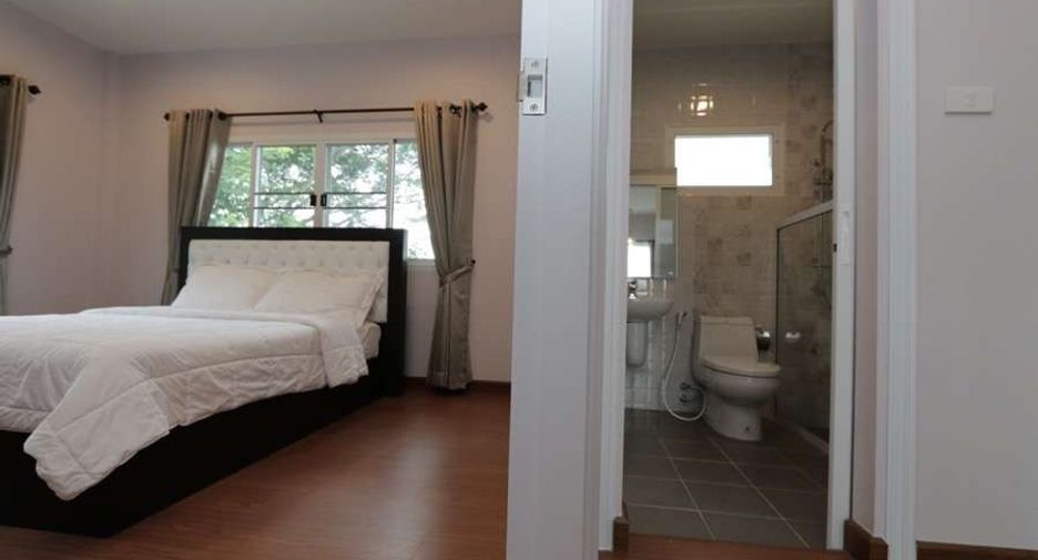 For rent 4 bedrooms house in San Sai, Chiang Mai
