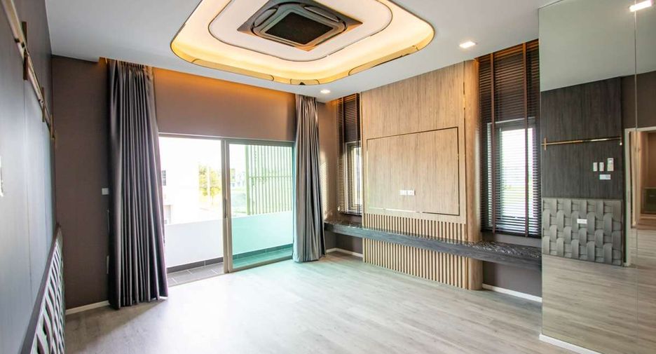 À vendre 4 chambres maison à San Kamphaeng, Chiang Mai