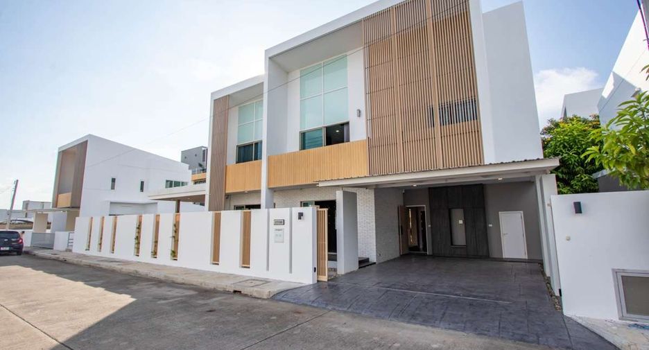 À vendre 4 chambres maison à San Kamphaeng, Chiang Mai