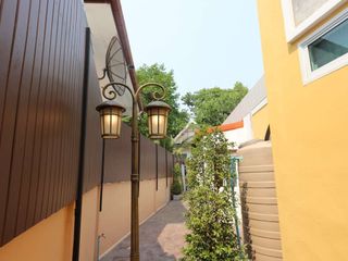 For rent 4 bedrooms house in Mueang Chiang Mai, Chiang Mai