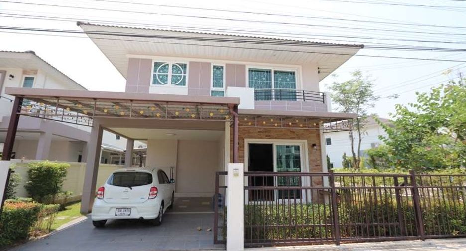 For rent 4 bedrooms house in Mueang Chiang Mai, Chiang Mai