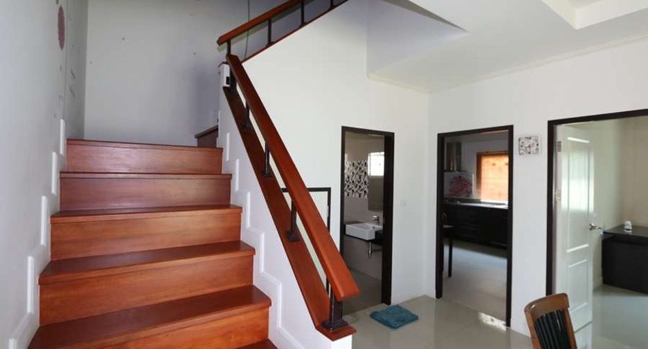 For rent 4 bedrooms house in Mueang Chiang Mai, Chiang Mai