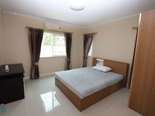 For rent 4 bedrooms house in Mueang Chiang Mai, Chiang Mai