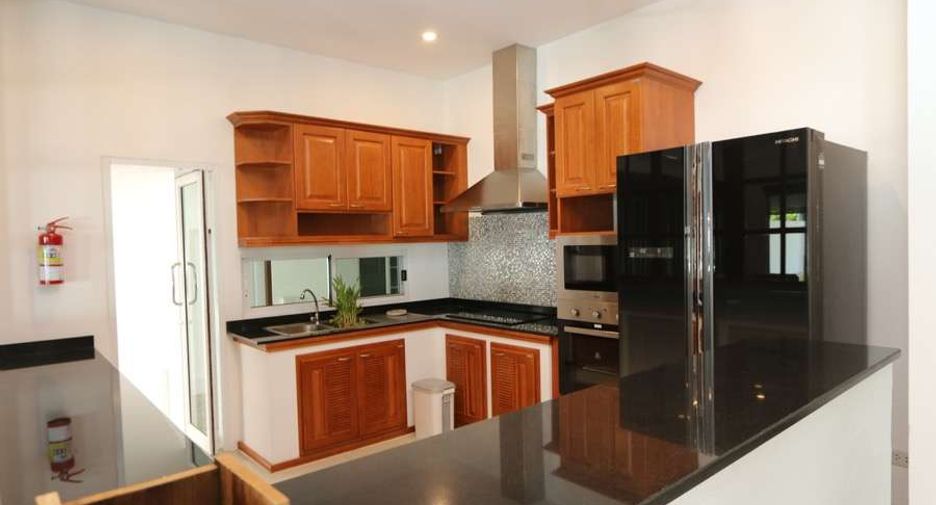For rent 4 bedrooms house in San Sai, Chiang Mai