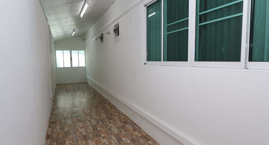 For rent 4 bedrooms house in San Sai, Chiang Mai