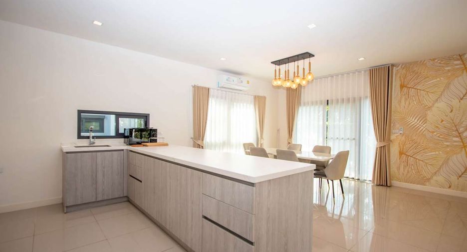 For rent 4 bedrooms house in Mae Rim, Chiang Mai