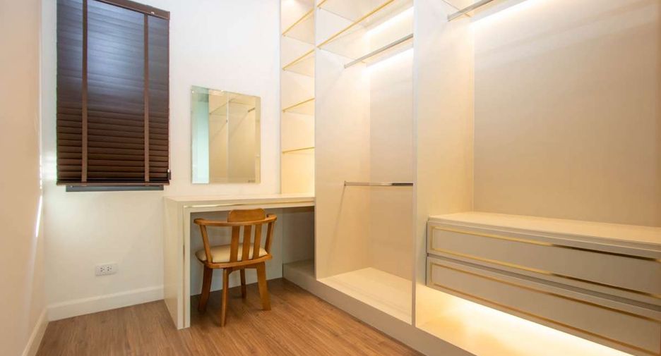 For rent 4 bedrooms house in Mae Rim, Chiang Mai