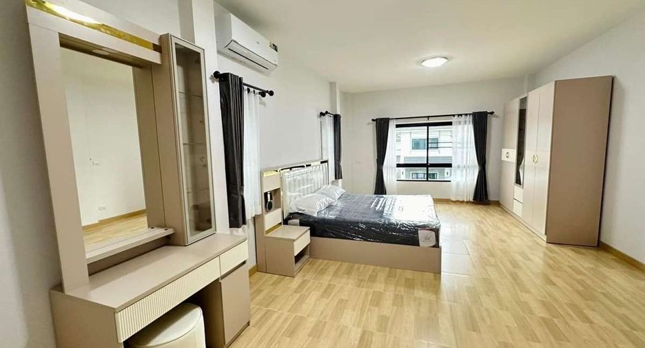 Haus zur Miete mit 3 Zimmer in Saraphi, Chiang Mai
