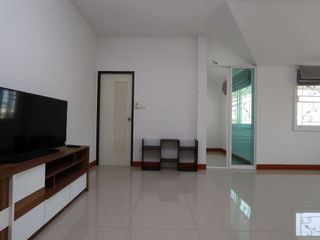 For rent 3 bedrooms house in Mueang Chiang Mai, Chiang Mai