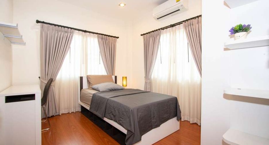 À louer 3 chambres maison à San Kamphaeng, Chiang Mai
