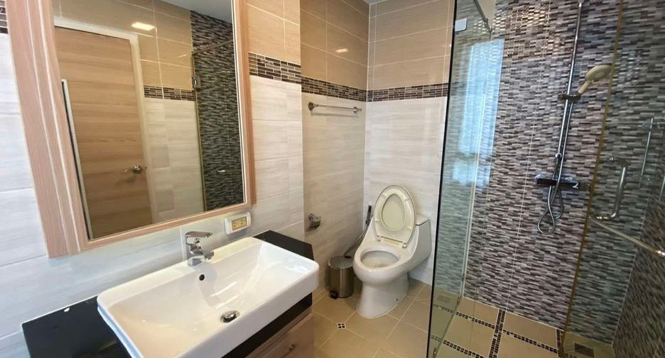 Condo en alquiler de 2 habitaciones en Mueang Chiang Mai, Chiang Mai