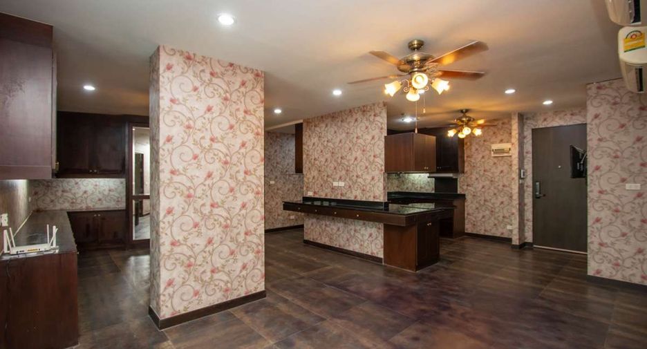 For sale 3 bedrooms condo in Mueang Chiang Mai, Chiang Mai