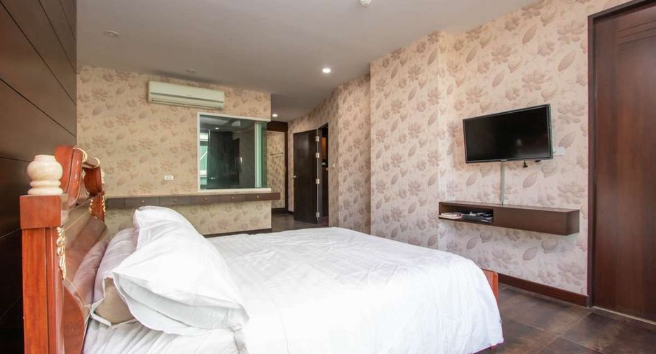 For sale 3 bedrooms condo in Mueang Chiang Mai, Chiang Mai