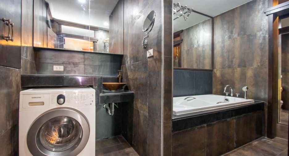 For sale 3 bedrooms condo in Mueang Chiang Mai, Chiang Mai