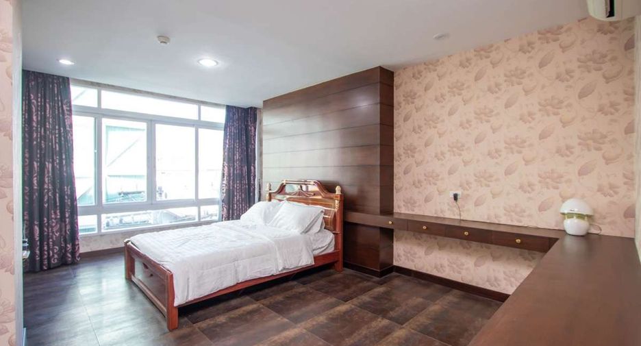 For sale 3 bedrooms condo in Mueang Chiang Mai, Chiang Mai