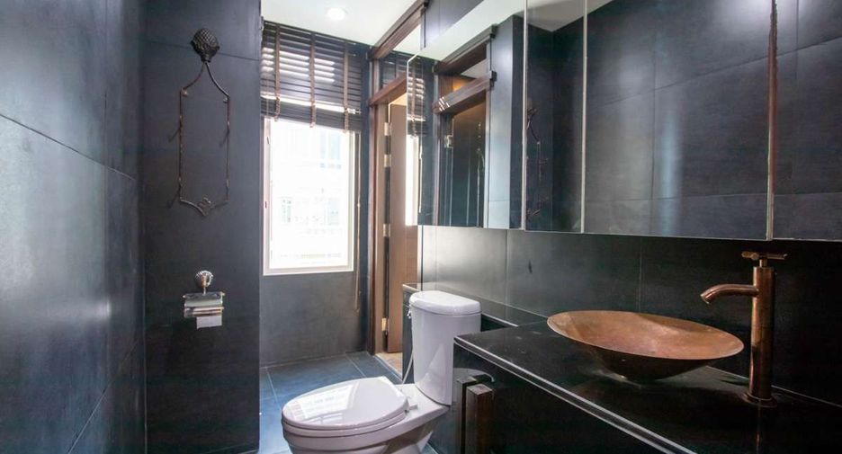 For sale 3 bedrooms condo in Mueang Chiang Mai, Chiang Mai