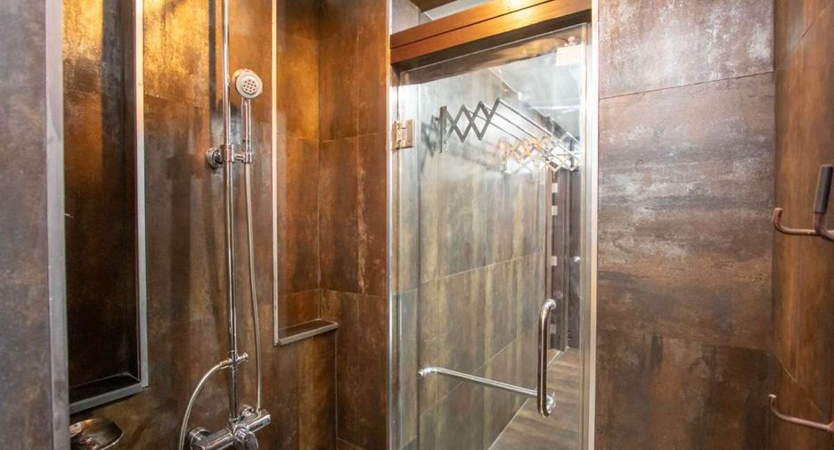 For sale 3 bedrooms condo in Mueang Chiang Mai, Chiang Mai