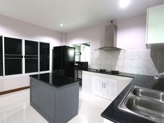 For rent 5 bedrooms house in San Sai, Chiang Mai