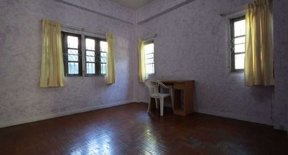 出租 4 卧室 独立屋 在 Saraphi, Chiang Mai