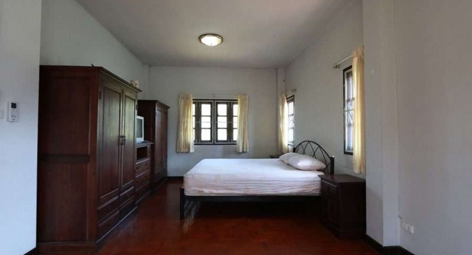 出租 4 卧室 独立屋 在 Saraphi, Chiang Mai