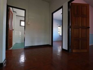 出租 4 卧室 独立屋 在 Saraphi, Chiang Mai