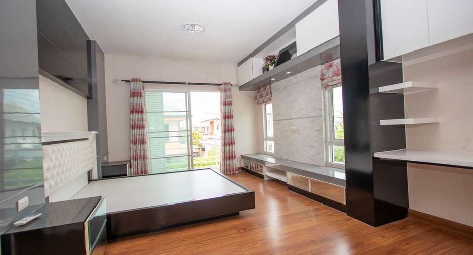 Haus zur Miete mit 3 Zimmer in Saraphi, Chiang Mai