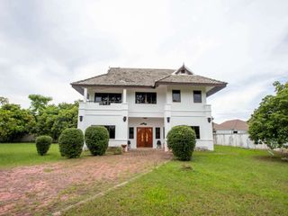 For rent 3 bedrooms house in San Kamphaeng, Chiang Mai