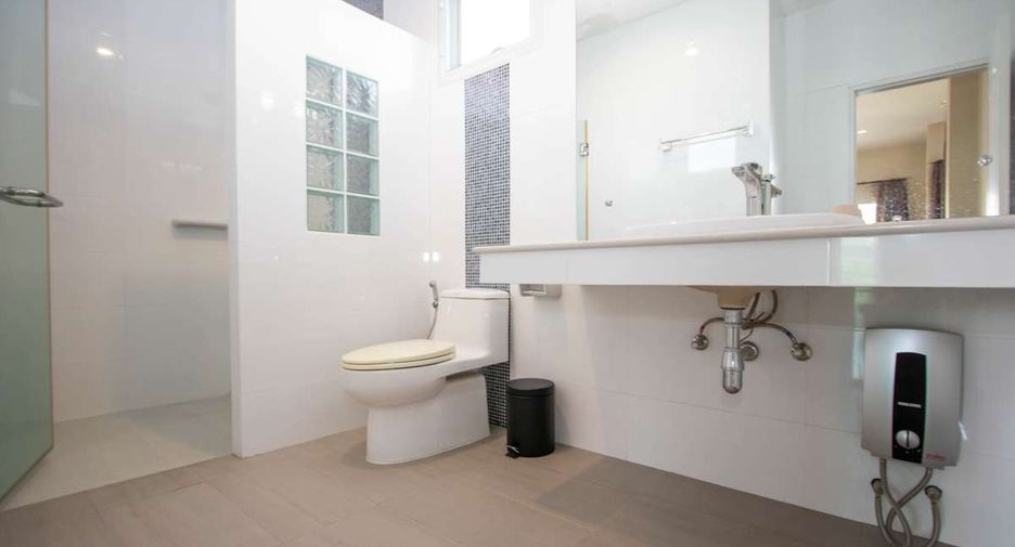 For sale 4 bedrooms house in Doi Saket, Chiang Mai