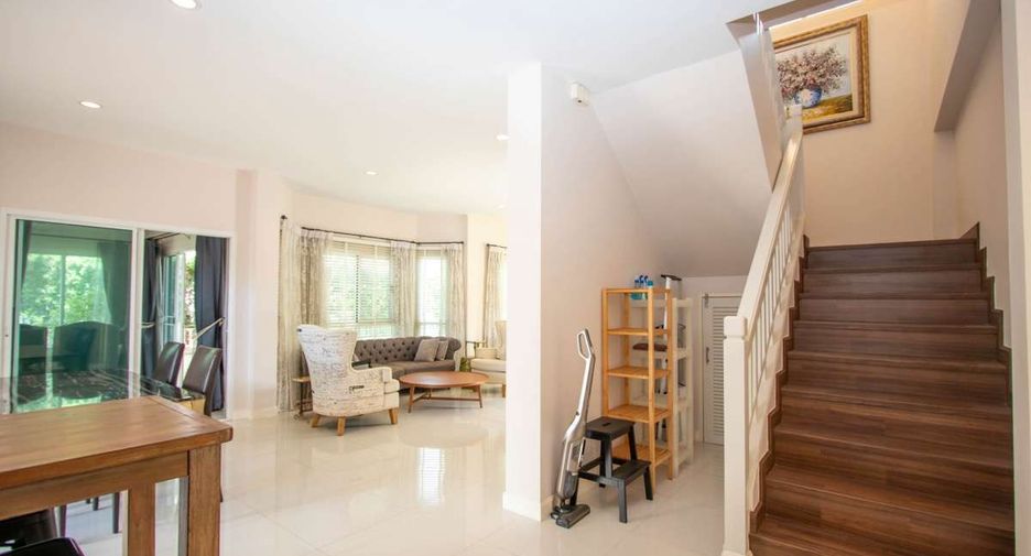 For sale 4 bedrooms house in Doi Saket, Chiang Mai