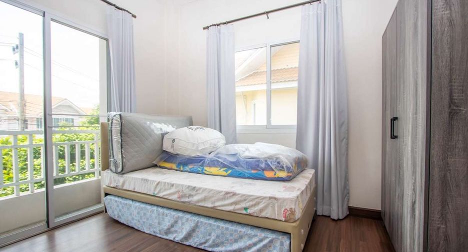 For sale 4 bedrooms house in Doi Saket, Chiang Mai