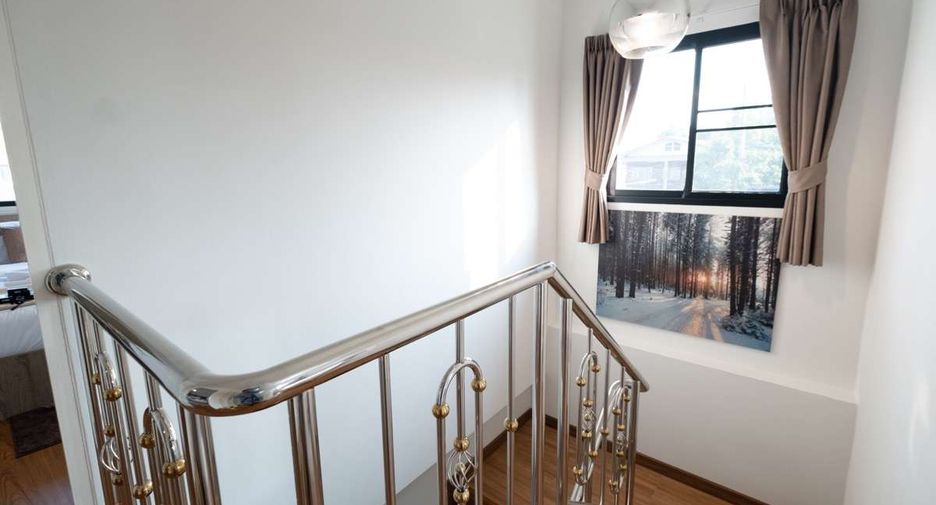For rent 3 bedrooms house in Mueang Chiang Mai, Chiang Mai