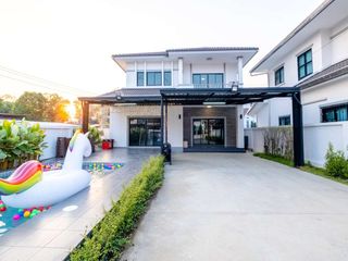 For rent 3 bedrooms house in Mueang Chiang Mai, Chiang Mai