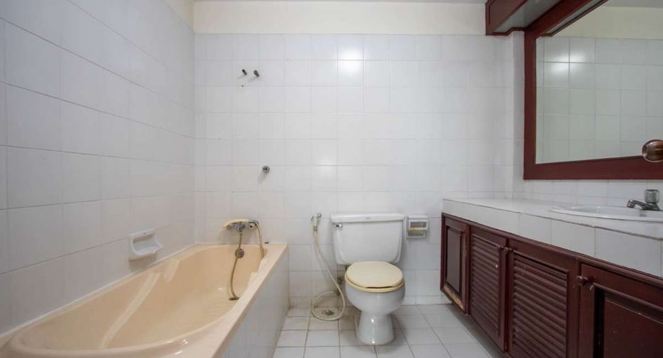 For rent 5 bedrooms house in Mae Rim, Chiang Mai