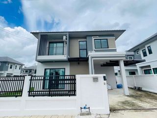 For rent 3 bedrooms house in San Kamphaeng, Chiang Mai