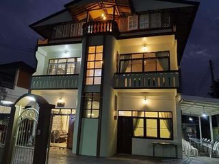 For rent 3 bedrooms house in Mueang Chiang Mai, Chiang Mai