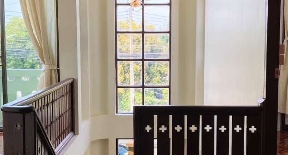 For rent 3 bedrooms house in Mueang Chiang Mai, Chiang Mai