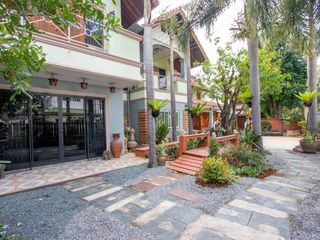 For rent 4 bedrooms house in Mueang Chiang Mai, Chiang Mai