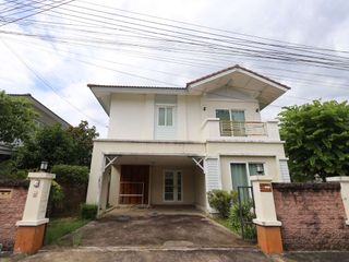 À louer 3 chambres maison à San Kamphaeng, Chiang Mai