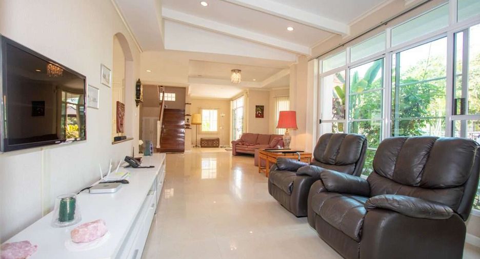 For sale 4 bedrooms house in San Sai, Chiang Mai
