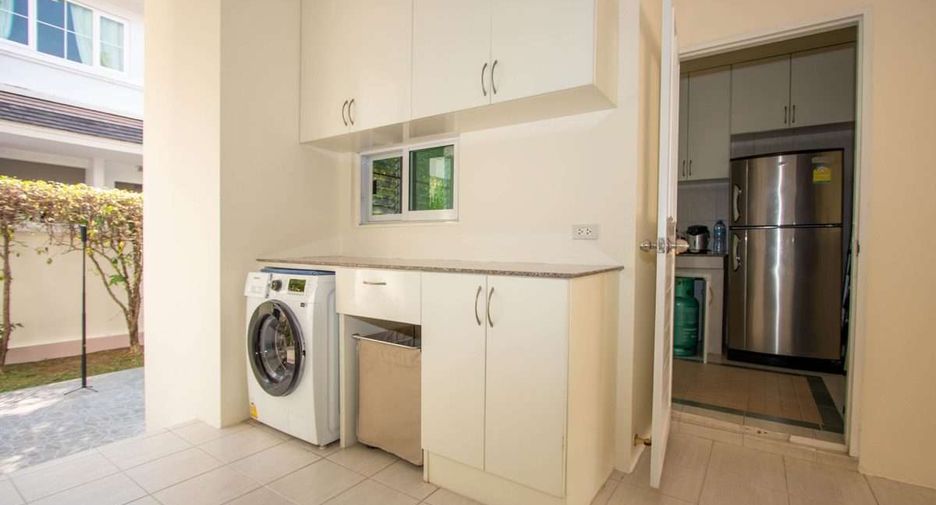 For sale 4 bedrooms house in San Sai, Chiang Mai